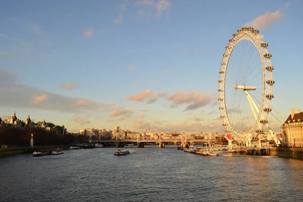 Знаменитый Лондонский Глаз Возле Темзы Соединенное Королевство — стоковое фото