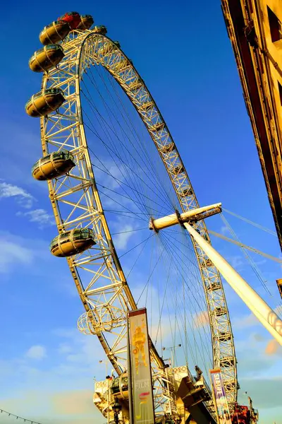 Famoso London Eye Perto Rio Tamisa Reino Unido — Fotografia de Stock