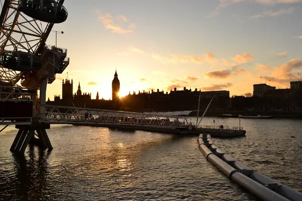 Silhouette London Eye Westminster Abbey Tower Bridge Thames River — стокове фото