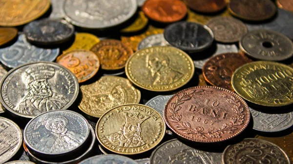 Çeşitli Yılların Güzel Yumuşak Karışım Arkaplanı Romanya Paraları