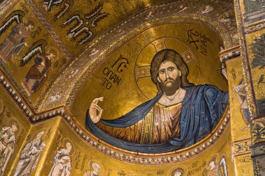 Monreale katedralindeki İsa Pantokrator freski ya da Palermo yakınlarındaki Duomo di Monreale, Sicilya, İtalya