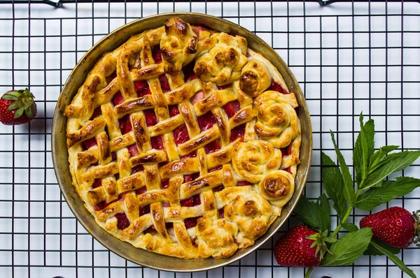 Torta Dolce Alla Fragola Fatta Casa Dolce Forno — Foto Stock