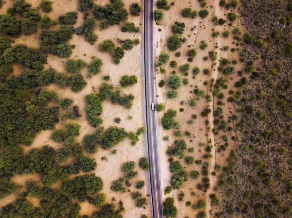 Woestijn Weg Met Struiken Cactussen Luchtfoto — Stockfoto