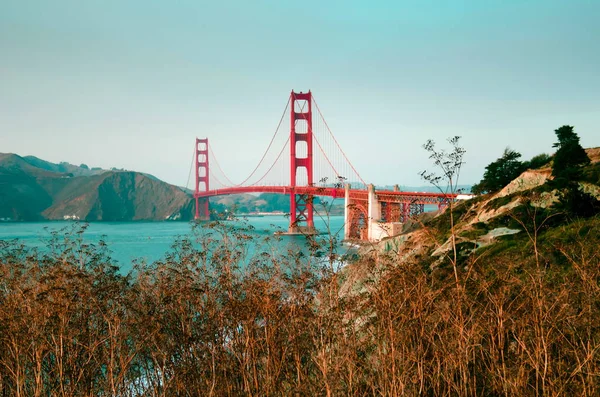 Puente Golden Gate Foto Día Con Playa Océano —  Fotos de Stock