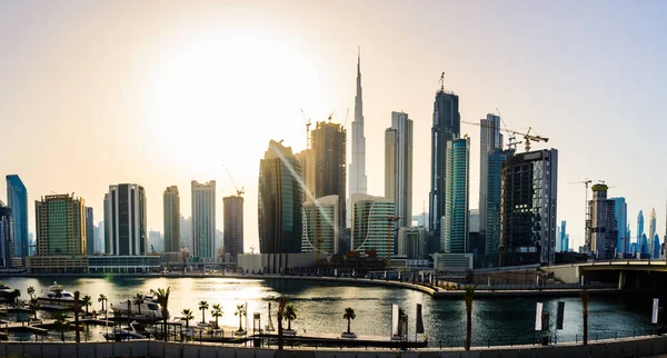 Blick Auf Die Innenstadt Dubais Und Den Dubaibach Bei Sonnenuntergang — Stockfoto