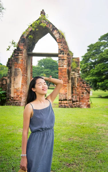 Portret Chinka Ruinach Ayutthaya Tajlandia — Zdjęcie stockowe