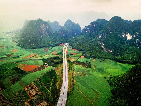 Impresionante Carretera Panorámica Través Provincia Guangxi China Día Niebla — Foto de Stock