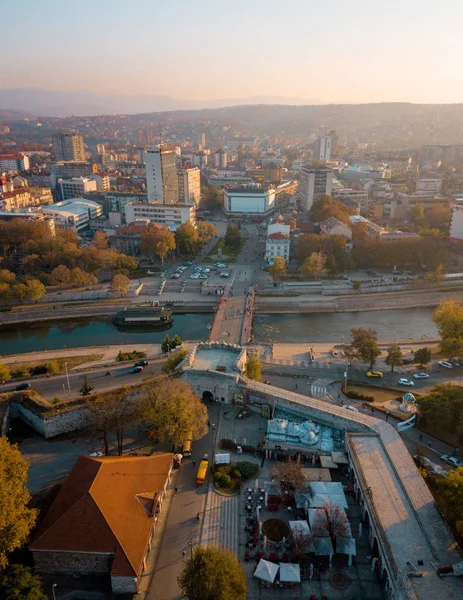 Фотография Беспилотника Города Ниш Осенью Крепости — стоковое фото