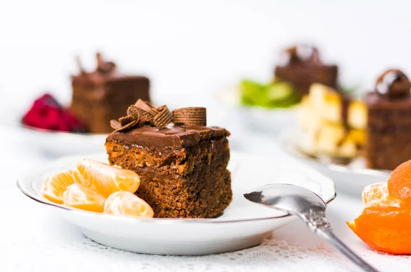 Chocolate Cream Cake Fruit Plate — Stock Photo, Image