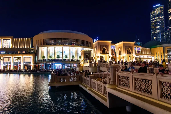 Dubai Egyesült Arab Emírségek 2018 Február Zsúfolt Dubai Mall Kívül — Stock Fotó