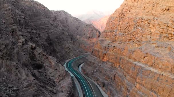 Jebel Jais Serpenteante Camino Montaña Del Desierto Los Emiratos Árabes — Vídeos de Stock