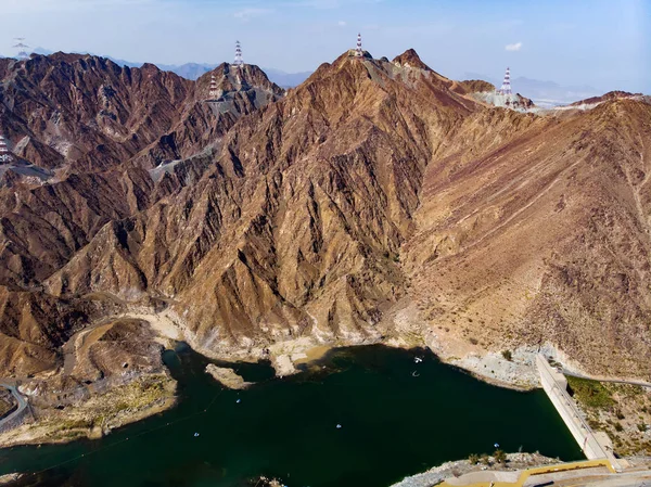 Barragem Al Rafisah em Khor Fakkan nos Emirados Árabes Unidos — Fotografia de Stock