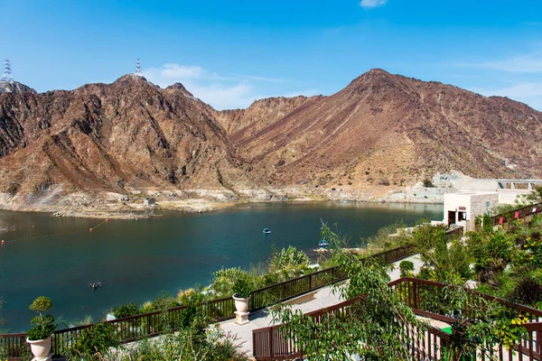 Barragem Al Rafisah em Khor Fakkan nos Emirados Árabes Unidos — Fotografia de Stock