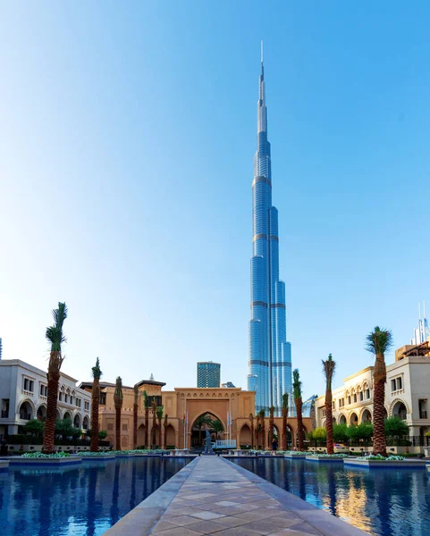 Dubaj, Spojené arabské emiráty - 11 prosince 2018: Burj Khalifa výhled Palace Downtown hotel — Stock fotografie
