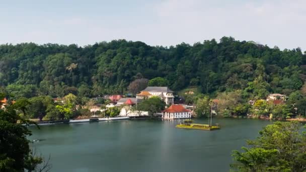 Sri Lanka Gün Zaman Atlamalı Kandy Göl Simgesel Yapı Tapınak — Stok video