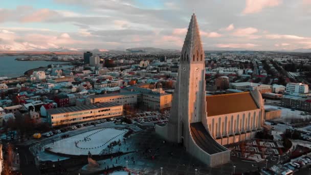 Reykjavik Cityscape in IJsland Aerial Landmark View — Stockvideo