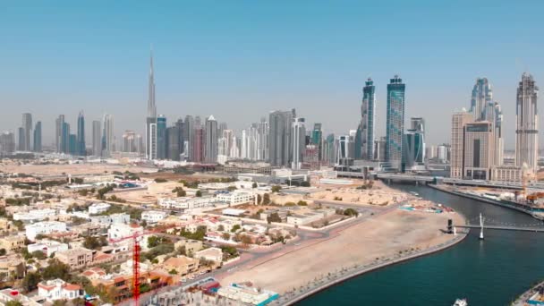 Повітряні Кадри Дубайського Горизонту Водному Каналі Оае — стокове відео