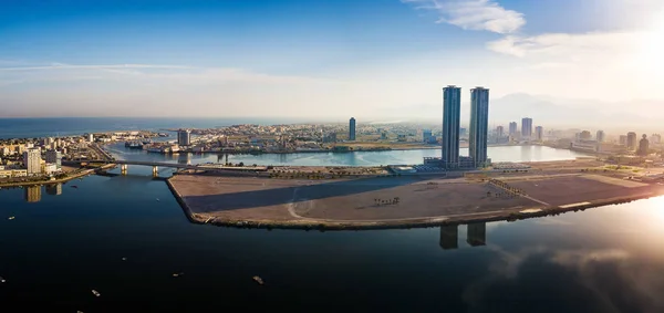 Ras Al Khaimah emirát v pohledu na anténní Panorama UAE — Stock fotografie