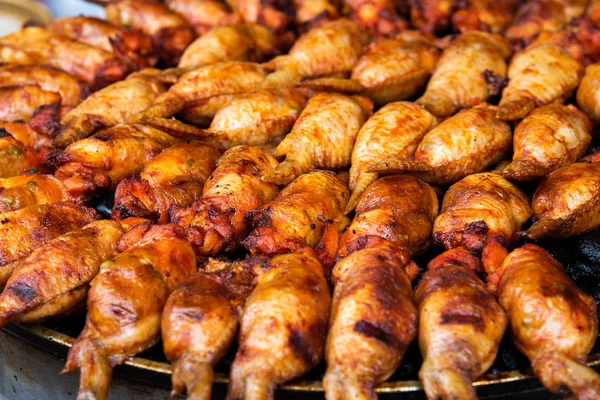 Kippenpoot gevuld met rijst op Chinese voedselmarkt — Stockfoto