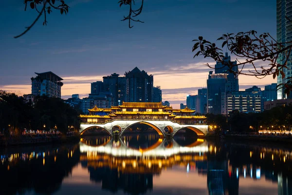 Γέφυρα AnShun στη Τσενγκντού στο Σετσουάν, Κίνα — Φωτογραφία Αρχείου