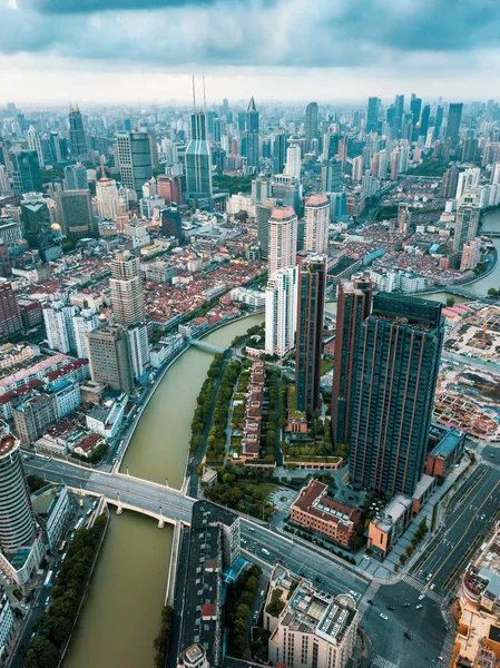 中国の上海の超高層ビルの航空写真 — ストック写真