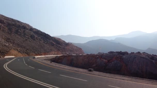 Estrada Deserto Montanha Jebel Jais Nos Emirados Árabes Unidos — Vídeo de Stock