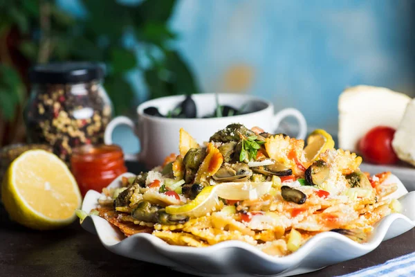 Homemade Seafood Pasta Mussels Parmesan Cheese Plate — Stock Photo, Image