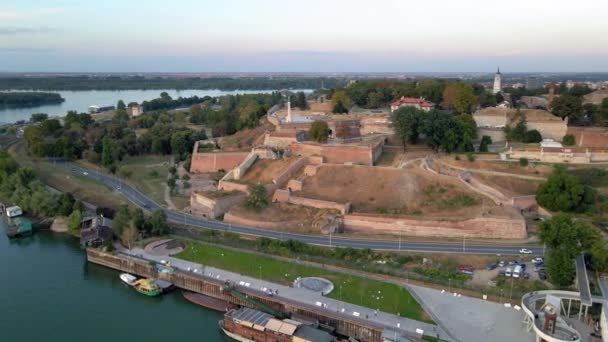 Luftaufnahme Der Festung Kalemegdan Belgrad Der Hauptstadt Serbiens Fluss Bei — Stockvideo