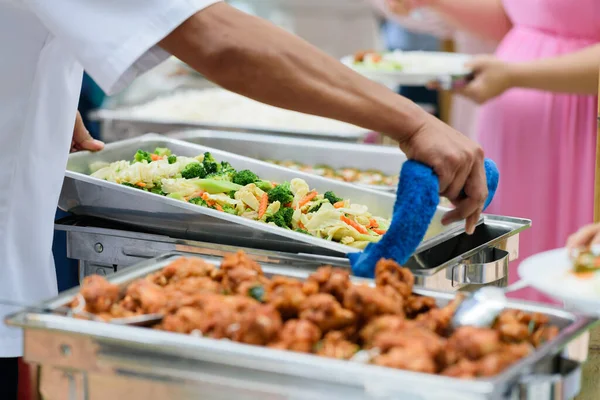 Stravování Formou Švédských Stolů Catering Party Restauraci Mini Canapes Občerstvení — Stock fotografie