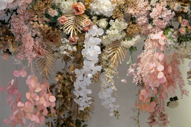 Çiçek arkaplanı, fon dekorasyonu, gül deseni, renkli arkaplan, bir demet çiçek.