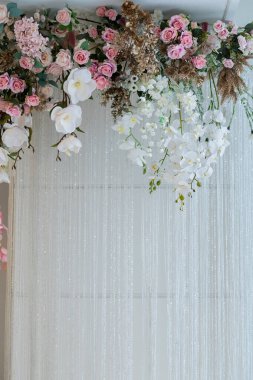 Çiçek arkaplanı, fon dekorasyonu, gül deseni, renkli arkaplan, bir demet çiçek.