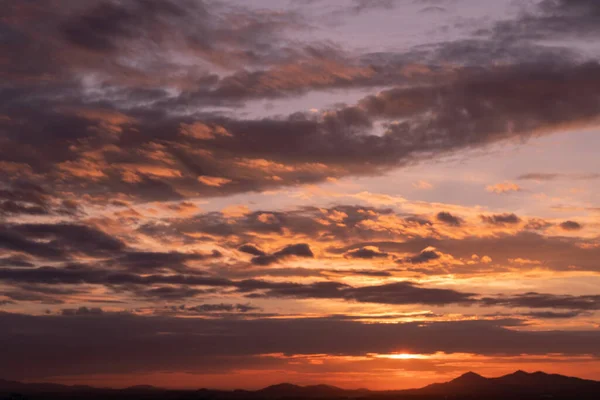 Pôr Sol Com Nuvens Fundo Horário Verão Céu Bonito — Fotografia de Stock