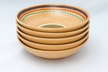 Closeup çekim vintage plakaların üzerinde izole beyaz arka plan kazık