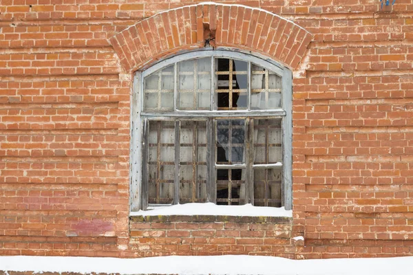 Зовнішній Знімок Старовинної Стіни Розбитим Вікном — стокове фото