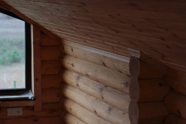 Projekt Drewnianymi Belkami Suficie Nowego Domu — Zdjęcie stockowe