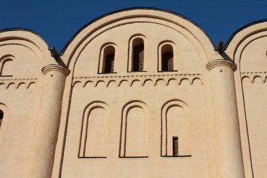 Hıristiyan kilise cephe dar windows