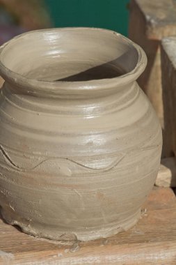 Vintage toprak kap yapma portre