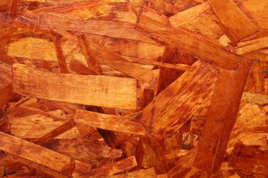 Ahşap yongaları doku basarak yakın çekim