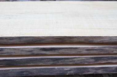 Ahşap plakalar satırı yakın çekim