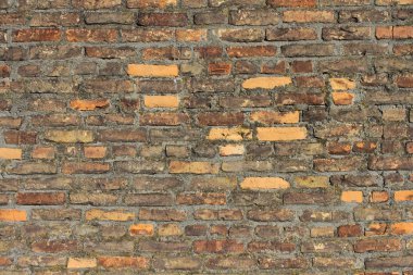 Eski tuğla duvarı kapatmak 