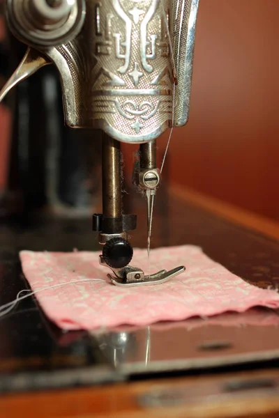Retro manual iron sewing machine
