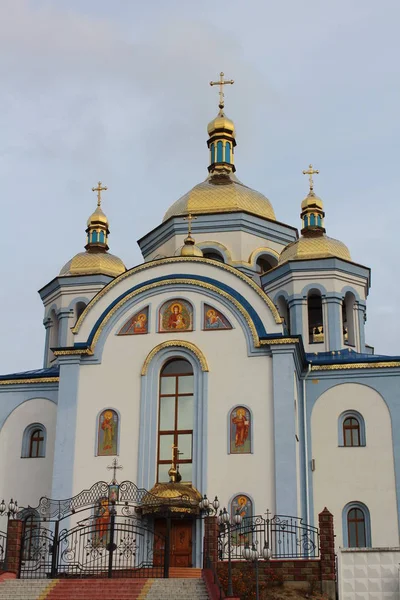 Visa Gamla Kloster Fasaden Dagsljus — Stockfoto