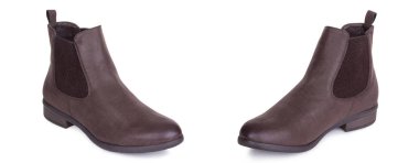 Klasik kadın deri ayak bileği çizmeler booties ayakkabı çifti. İki izole.