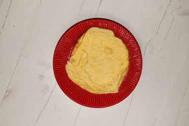 Yakın plan - tabakta güzel bir diyet omlet.