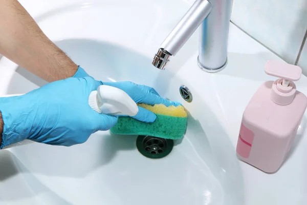 Woman Cleaning Sink Bathroom Coronavirus Toilet Room Disinfection Worker Cleans — Stock Photo, Image