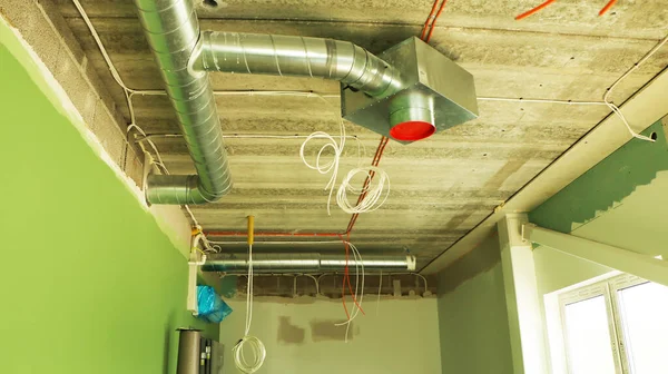 Yeni ofis binasının inşaatını bitiriyorum. İnşaat aleti. Bina karışıklığı. Mimarlık. Tasarım.