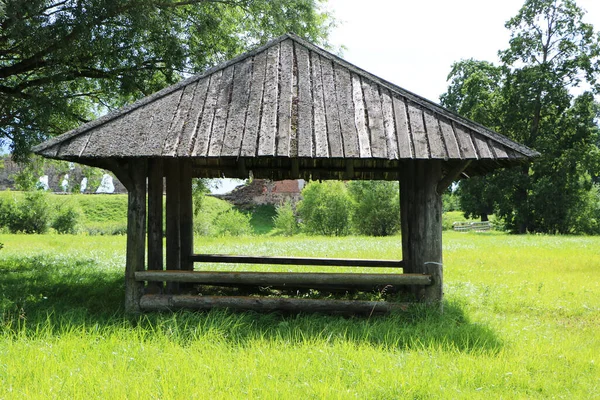 Gazebo Madeira Vintage Fundo Natureza Verão — Fotografia de Stock