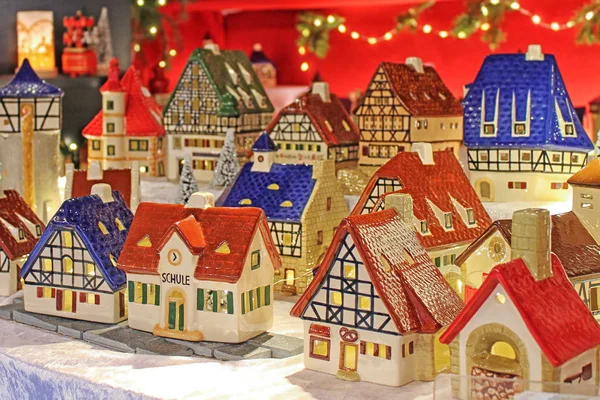 Vánoční Dekorace Adventní Trh Dekorativní Miniaturní Městské Domy Vánoční Trh — Stock fotografie