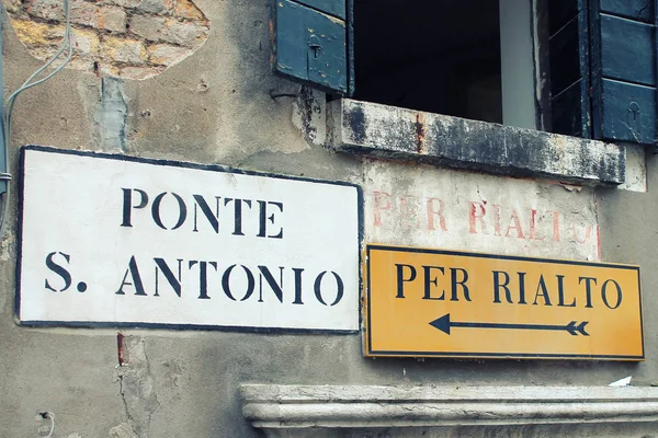 Bridge Street Znak Ulica Znak Mostu Rialto Wenecji Włochy — Zdjęcie stockowe