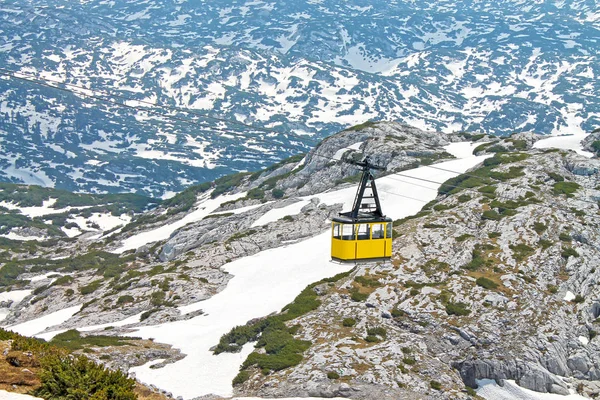 Вид Канатну Залізницю Krippenstein Mount Dachstein Obertraun Austria — стокове фото